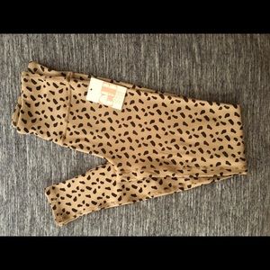 GB Active Dalmatian print athletic leggings